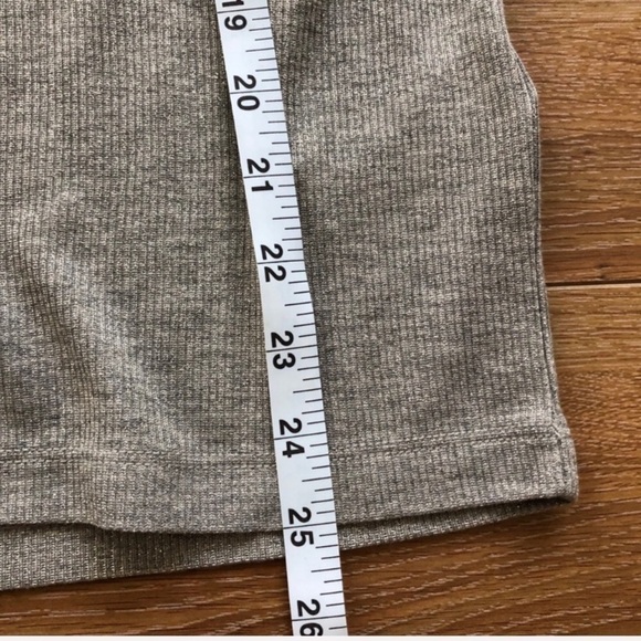 Madewell Metallic Ruffle Tank Top x 2 - Picture 6 of 7